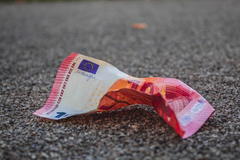 EUROPEES BANKBESLAG: HET INWINNEN VAN REKENING-INFORMATIE VAN UW BUITENLANDSE DEBITEUR