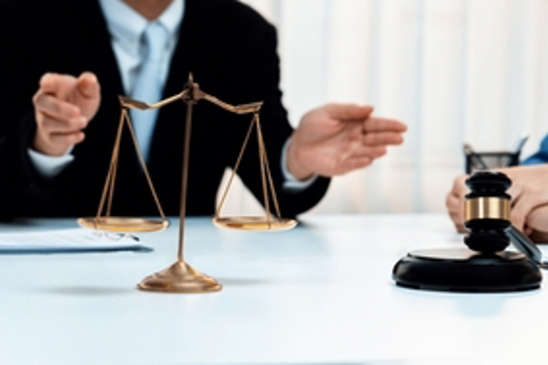 Shutterstock Belangen Conflict